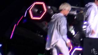 [Fancam] 140614 EXO TLP in Wuhan - Machine (Kai & Sehun focus)