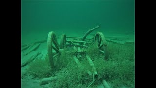 Ice diving at Lake Plansee , Austria 2020