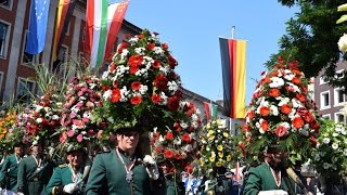 Schützenfest Neuss 2024 - Aufmarsch der Hönesse