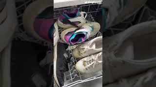 Mum Reveals Dishwater Shoe-Cleaning Hack || Dogtooth Media