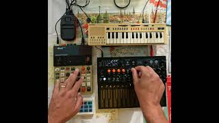 Teenage Engineering EP 1320 Medioeval, Microfreak and Casio PT20 drone synth in action