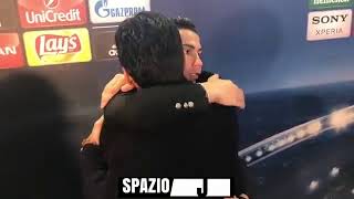 El gesto de caballero de Cristiano Ronaldo con Buffon  beso y abrazo en zona mixta