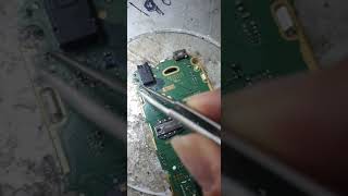 como desconectar aricular de Nokia 1190.  solución sencilla