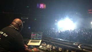 Carl Cox plays 'Fabio Neural - Black Widow' @ Fabrik - Madrid 2016