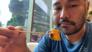 🇮🇩🇲🇴Indo Macau: Papi Sergio Eating Rojak (Rujak In Indonesian)