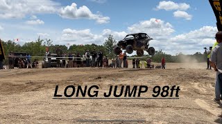 Jumping my can-am x3 & Racing at Badlands Off-Road Park!