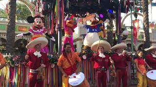 Viva Navidad whole parade Disney DCA 2019