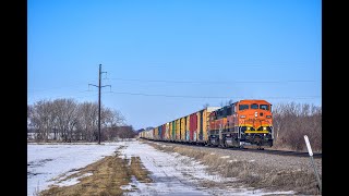 BNSF 1404 Leads R-CHI476 East Near Lee Il on the Aurora Sub