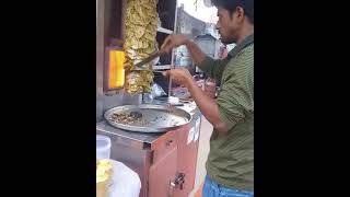 CHICKEN SHAWARMA ROLL || WORLD FAMOUS CHICKEN RECIPE || CHICKEN SHAWARMA ROLL Rs 50 || Eats Central