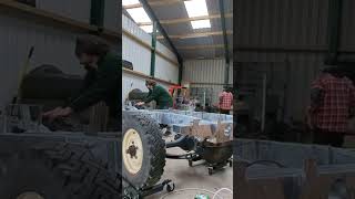 sliding Land Rovers around the workshop #4x4 #series3