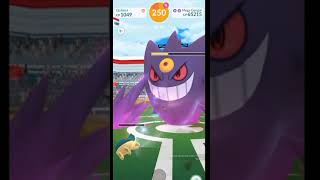 GRAND Gym fight pokemon "Mega Gengar CP. 65215" enjoy the game #pokemongo #Raid #viral #battle