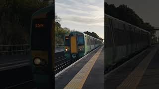 Southern Class 377 passing through Arundel - TransportStuff Shorts