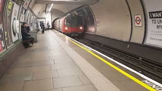 Northern Line 1995 stock at Tooting Bec - TransportStuff Shorts