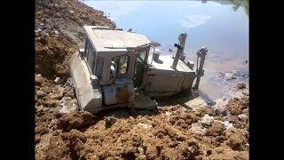 Heavy Equipment Accidents #RC Heavy Equipment: Excavator FAIL/WIN 2016 Construction Accidents Caught