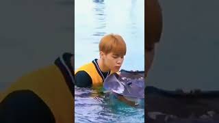 remember when even the mantaray was calm enough for jimin to kiss it.