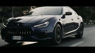 Maserati Ghibli : Luxurious Sports Sedan