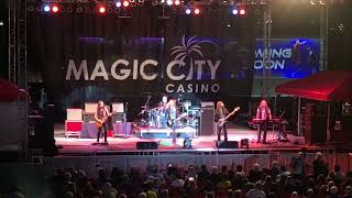 THE GUESS WHO - "When We Were Young" (Live At Magic City Casino, Miami, December 2021 - MSV Prods).