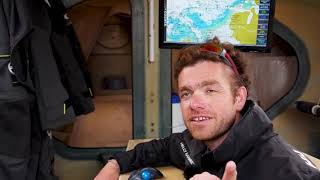 Jonas Gerckens legt het parcours van de Route du Rhum uit