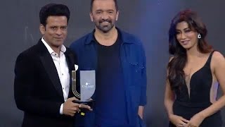 Manoj Bajpayee wins the Iconic Artist award at Unlimit Awards 2024 | Zee Zest