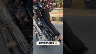 One wheeling on Honda 125 full vlog is uploaded must watch