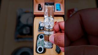 Rocky Patel "Dark Star" Short Cigar | Celebrate Life