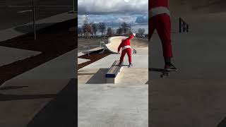 Santa was at the skatepark #skateboarding #santa #christmas #skatepark #skateboard #skatelife #sk8