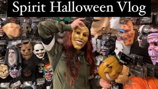 Spirit Halloween Vlog 🕷️🕸️👻🎃