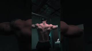 Dddddddayumm the back is looking freakkkkyyyyy!!!! #backday #fitness #foryou #viral #fypシ #workout