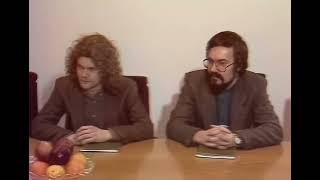 DDR TV: Aktuelle Kamera vom 04. Januar 1984 mit Egon Krenz und Olaf Scholz, AI restauriert.