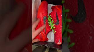 KOBE 6 PROTO REVERSE GRINCH EARLY LOOK👀 #sneakers #kobe