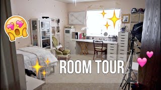 Room & Closet Tour | 2017