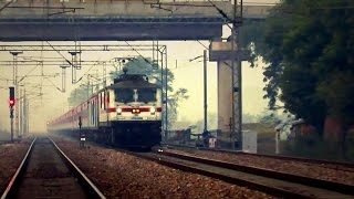 "Winter Delight" Mumbai Rajdhani screws Firozpur Janta Exp. and storms away at 130 kmph !!