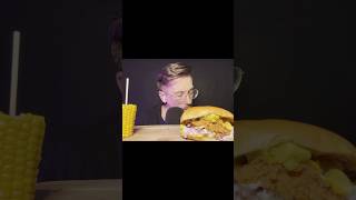 California Burger z KFC #asmr #food #eatingasmr #mukbang #szept #kfc #burger er