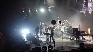 The Cure - In Between Days / Just Like Heaven, live @ Barclays Arena, Hamburg 16.10.2022