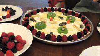 Fruit Pizza Appetizing (Be sure to try)