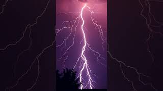 Lightening #Lightening #LighteningStrike #Nature'sPower