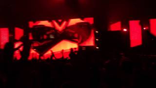 Thing Called Spaceman (W&W Mashup) - Armin Van Buuren NYE at NYC Pier 36