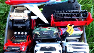 Review Box Full of Cars /Ford Raptor 6x6, Audi RS6, Toyota Highlander, Rice Harvester, Aircraft