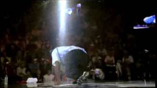 Roxrite vs. Pelézinho- Red Bull BC One 2006 - High Quality