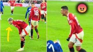 Casemiro furious at Garnacho for not tracking back after losing the ball vs Chelsea 😠