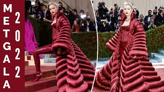 Gigi Hadid dress at Met Gala 2022 #gigihadid #metgala2022