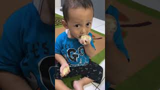 Bayi mabok duren #babyshorts #videobayilucu #ngakakkocak #ngakaksehat #bayilucu #bayiviral #bayi