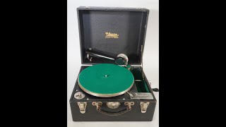 The Swanson Koffer Grammophon Portable