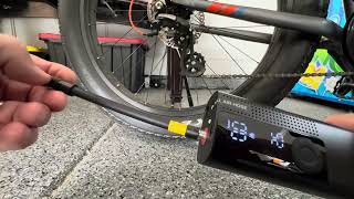 Test du compresseur d'air portable Airmoto Tire Inflator