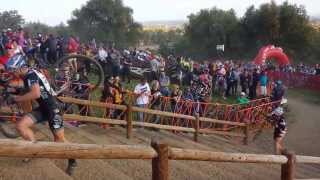 Boulder Cup Men 2nd lap up stairs