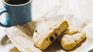 スタバ風チョコレートチャンクスコーンのレシピ | Chocolate Chunk Scone recipe