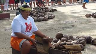 Concours de coprah femmes à Huahine