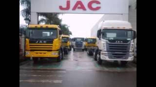 XE TẢI THÙNG 3 CHÂN 6X2 JAC (2 DÍ TRƯỚC 1 CẦU SAU)