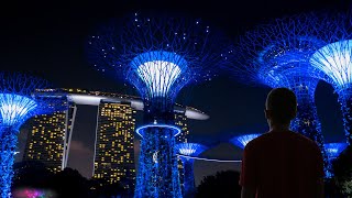 Sleeping in Super Tree Park in Singapore... Security kicked me out