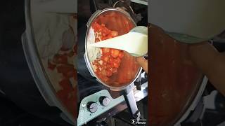 carrot Halwa ll Easy to make in cooker ll Gajar Halwa 👌 #ytshorts #short@Food on farm